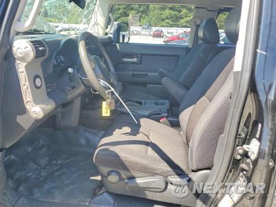 Zdjęcie 7 z 12 samochodu: 2007 TOYOTA FJ CRUISER BASE VIN:JTEBU11F070081190 - miniatura