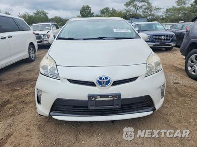 Piąte zdjęcie samochodu w środku: 2014 TOYOTA PRIUS THREE VIN:JTDKN3DUXE1814912 - miniatura