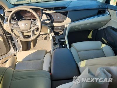 Zdjęcie 8 z 13 samochodu: 2017 CADILLAC XT5 LUXURY VIN:1GYKNDRS9HZ266284 - miniatura