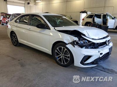 Czwarte zdjęcie samochodu z boku: 2025 VOLKSWAGEN JETTA SPORT VIN:3VWBX7BU3SM039420 - miniatura