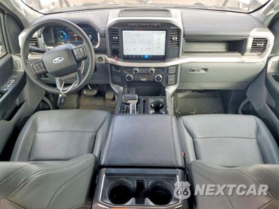 Zdjęcie 8 z 12 samochodu: 2023 FORD F150 LIGHTNING PRO VIN:1FTVW1EL4PWG44038 - miniatura