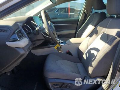 Zdjęcie 7 z 12 samochodu: 2023 TOYOTA CAMRY LE VIN:4T1C11AK1PU756516 - miniatura