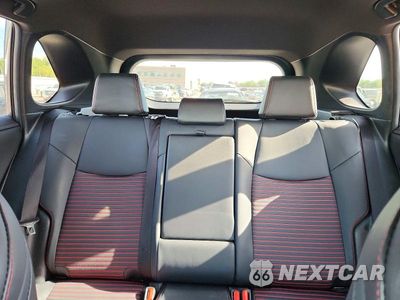 Zdjęcie 10 z 14 samochodu: 2025 TOYOTA RAV4 XSE VIN:JTMEB3FV1SD244613 - miniatura