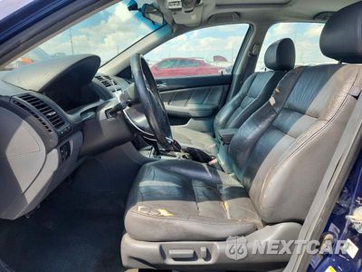 Zdjęcie 7 z 12 samochodu: 2005 HONDA ACCORD EX VIN:1HGCM66515A013527 - miniatura