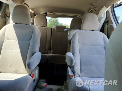 Zdjęcie 10 z 14 samochodu: 2017 TOYOTA SIENNA LE VIN:5TDKZ3DC5HS867973 - miniatura
