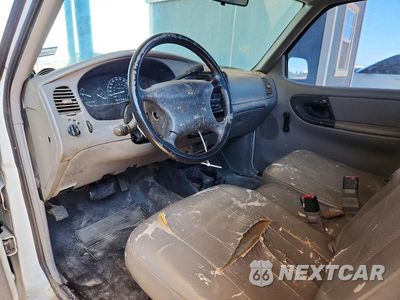 Zdjęcie 8 z 12 samochodu: 2000 FORD RANGER VIN:1FTYR10V0YPB27599 - miniatura