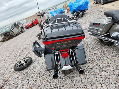 Czwarte zdjęcie samochodu z boku: 2017 HARLEY-DAVIDSON FLHTK ULTRA LIMITED VIN:1HD1KED15HB672696 - miniatura