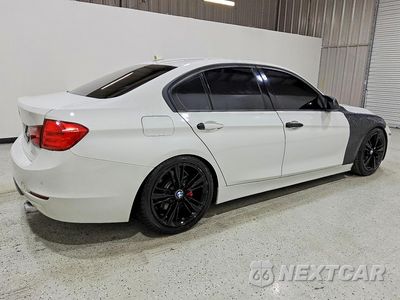 Trzecie zdjęcie samochodu z tyłu: 2012 BMW 335 I VIN:WBA3A9G5XCNP35590 - miniatura