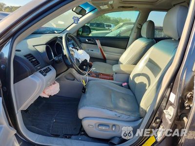 Zdjęcie 7 z 12 samochodu: 2009 TOYOTA HIGHLANDER LIMITED VIN:JTEES42A892120154 - miniatura
