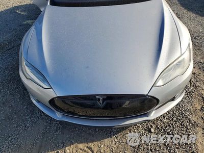 Zdjęcie 11 z 12 samochodu: 2015 TESLA MODEL S VIN:5YJSA1E20FF117304 - miniatura