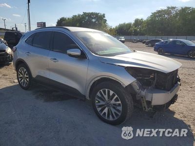Czwarte zdjęcie samochodu z boku: 2020 FORD ESCAPE TITANIUM VIN:1FMCU9J96LUB45443 - miniatura