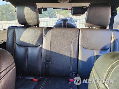 Zdjęcie 10 z 13 samochodu: 2015 JEEP WRANG VIN:1C4BJWDG5FL622195 - miniatura