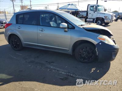 Czwarte zdjęcie samochodu z boku: 2008 NISSAN VERSA 1.8 S VIN:3N1BC13E78L390240 - miniatura