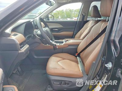Zdjęcie 7 z 13 samochodu: 2026 TOYOTA GRAND HIGHLANDER PLATINUM VIN:5TDAAAB50TS130734 - miniatura