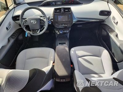 Zdjęcie 8 z 13 samochodu: 2019 TOYOTA PRIUS LE VIN:JTDKARFU8K3094506 - miniatura