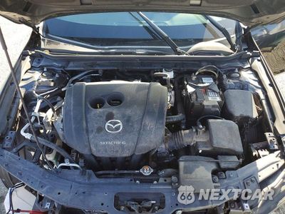 Zdjęcie 11 z 12 samochodu: 2019 MAZDA 3 PREFERRED PLUS VIN:JM1BPALM5K1110080 - miniatura