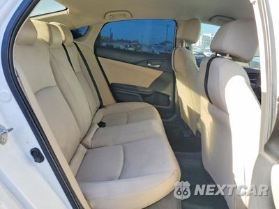 Zdjęcie 10 z 12 samochodu: 2017 HONDA CIVIC LX VIN:2HGFC2F58HH505065 - miniatura