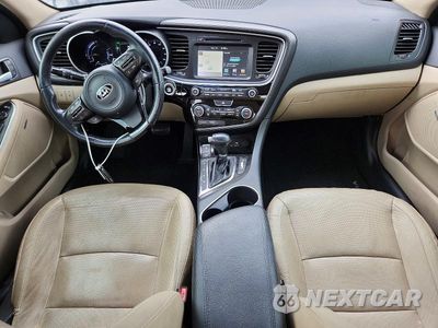 Zdjęcie 8 z 12 samochodu: 2016 KIA OPTIMA HYBRID VIN:KNAGN4AD3G5094166 - miniatura