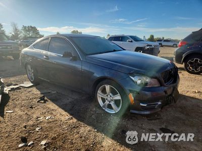 Czwarte zdjęcie samochodu z boku: 2013 MERCEDES-BENZ C 250 VIN:WDDGJ4HB7DG029636 - miniatura