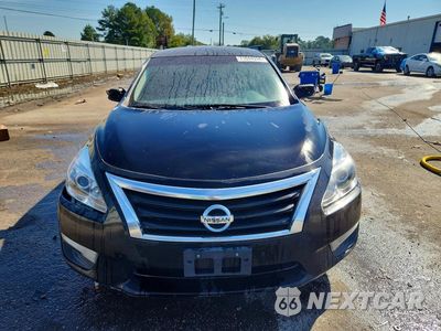 Piąte zdjęcie samochodu w środku: 2015 NISSAN ALTIMA 2.5 S VIN:1N4AL3AP6FC587276 - miniatura