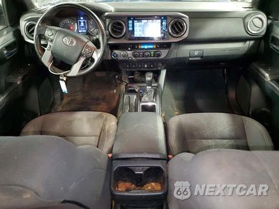 Zdjęcie 8 z 12 samochodu: 2016 TOYOTA TACOMA TRD OFF-ROAD VIN:3TMCZ5AN7GM034874 - miniatura