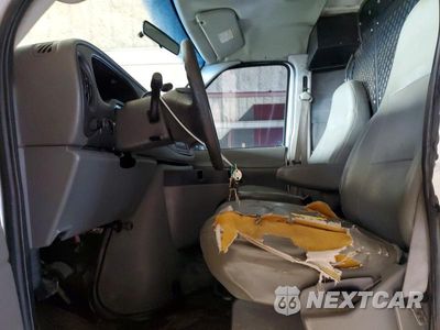 Zdjęcie 7 z 13 samochodu: 2008 FORD E250 DELIVERY VAN VIN:1FTNE24W98DA09642 - miniatura