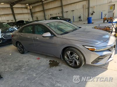Czwarte zdjęcie samochodu z boku: 2025 HYUNDAI ELANTRA SEL VIN:KMHLS4DG2SU931077 - miniatura