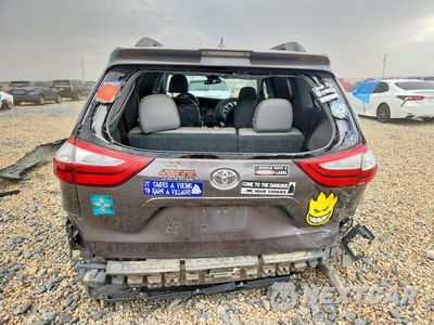 Zdjęcie 6 z 13 samochodu: 2019 TOYOTA SIENNA XLE 8-PASSENGER VIN:5TDYZ3DC2KS001245 - miniatura