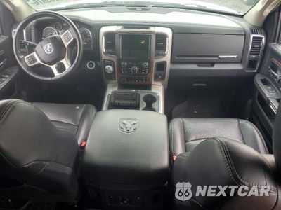 Zdjęcie 8 z 12 samochodu: 2017 RAM 1500 LARAMIE VIN:1C6RR7NT4HS573600 - miniatura