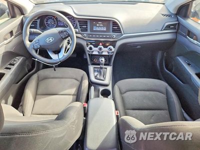 Zdjęcie 8 z 12 samochodu: 2019 HYUNDAI ELANTRA SE VIN:KMHD74LFXKU762831 - miniatura
