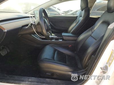 Zdjęcie 7 z 13 samochodu: 2018 TESLA MODEL 3 VIN:5YJ3E1EB2JF115636 - miniatura