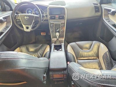 Zdjęcie 8 z 12 samochodu: 2013 VOLVO XC60 T6 VIN:YV4902DZXD2365045 - miniatura
