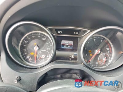 Zdjęcie 9 z 12 samochodu: 2017 MERCEDES-BENZ CLA 250 4MATIC VIN:WDDSJ4GB4HN444779 - miniatura