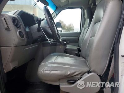 Zdjęcie 7 z 13 samochodu: 2011 FORD E250 DELIVERY VAN VIN:1FTNE2EW8BDB36081 - miniatura