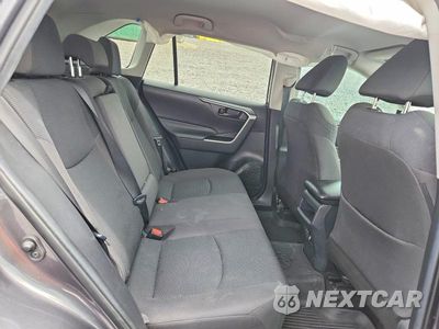 Zdjęcie 10 z 12 samochodu: 2021 TOYOTA RAV4 LE VIN:2T3K1RFV5MC091492 - miniatura