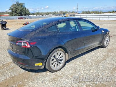 Trzecie zdjęcie samochodu z tyłu: 2022 TESLA MODEL 3 VIN:5YJ3E1EB9NF254684 - miniatura