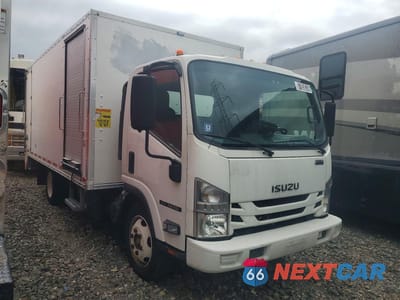 Czwarte zdjęcie samochodu z boku: 2020 ISUZU NRR BOX TRUCK VIN:JALE5W167L7302053 - miniatura