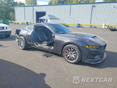 Czwarte zdjęcie samochodu z boku: 2024 FORD MUSTANG GT VIN:1FA6P8CF0R5406192 - miniatura