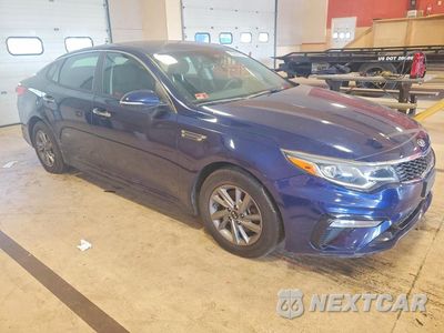 Czwarte zdjęcie samochodu z boku: 2020 KIA OPTIMA LX VIN:5XXGT4L39LG401391 - miniatura