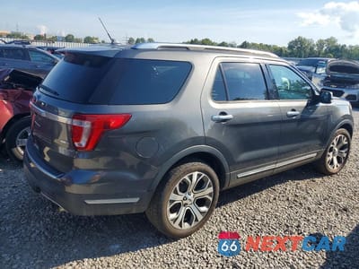 Trzecie zdjęcie samochodu z tyłu: 2018 FORD EXPLORER PLATINUM VIN:1FM5K8HT5JGC24835 - miniatura