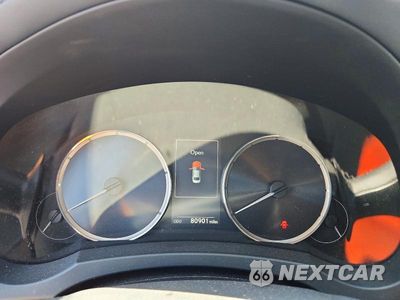 Zdjęcie 9 z 12 samochodu: 2017 LEXUS IS 200T VIN:JTHBA1D26H5039969 - miniatura