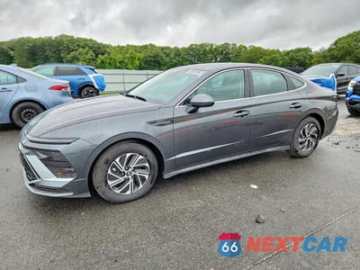 2026 HYUNDAI SONATA HYBRID BLUE KMHL24JJ9TA172933 - główne zdjęcie licytacji z USA - miniatura