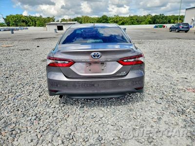 Zdjęcie 6 z 12 samochodu: 2021 TOYOTA CAMRY LE VIN:4T1C31AK6MU024162 - miniatura