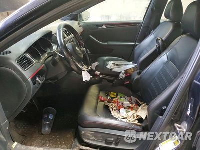 Zdjęcie 7 z 12 samochodu: 2017 VOLKSWAGEN JETTA GLI VIN:3VW5T7AJ7HM379534 - miniatura