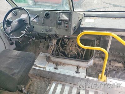 Zdjęcie 10 z 10 samochodu: 2017 FORD F59 VIN:1F65F5KYXH0A10117 - miniatura