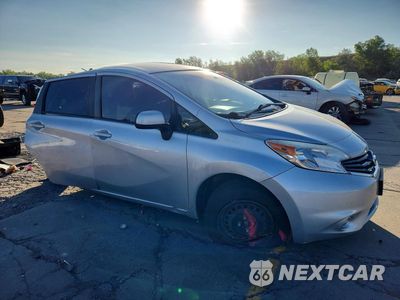 Czwarte zdjęcie samochodu z boku: 2014 NISSAN VERSA NOTE SV VIN:3N1CE2CP3EL400831 - miniatura