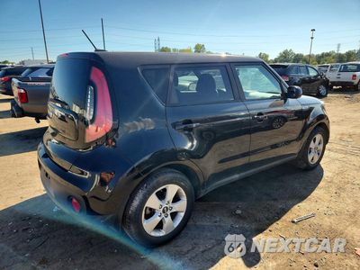 Trzecie zdjęcie samochodu z tyłu: 2019 KIA SOUL BASE VIN:KNDJN2A29K7000431 - miniatura