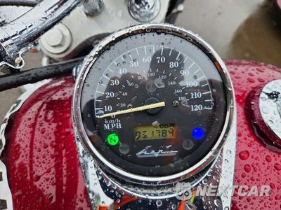 Zdjęcie 7 z 9 samochodu: 2006 HONDA VT750 C VIN:JH2RC50096M201870 - miniatura