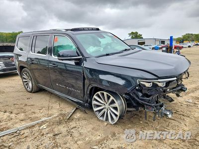 Czwarte zdjęcie samochodu z boku: 2023 JEEP GRAND WAGONEER SERIES I VIN:1C4SJVEJ5PS506412 - miniatura