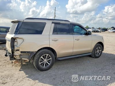 Trzecie zdjęcie samochodu z tyłu: 2018 FORD EXPEDITION XLT VIN:1FMJU1HT1JEA28418 - miniatura